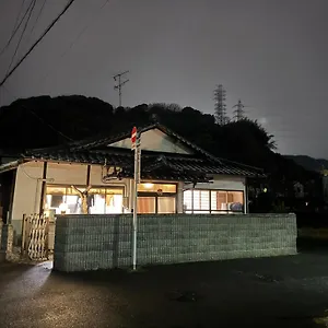 ** Ryokan Wholeearth Japon
