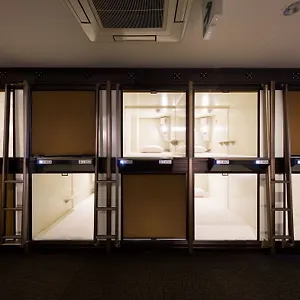  Hôtel capsule Capsule Cube Japon